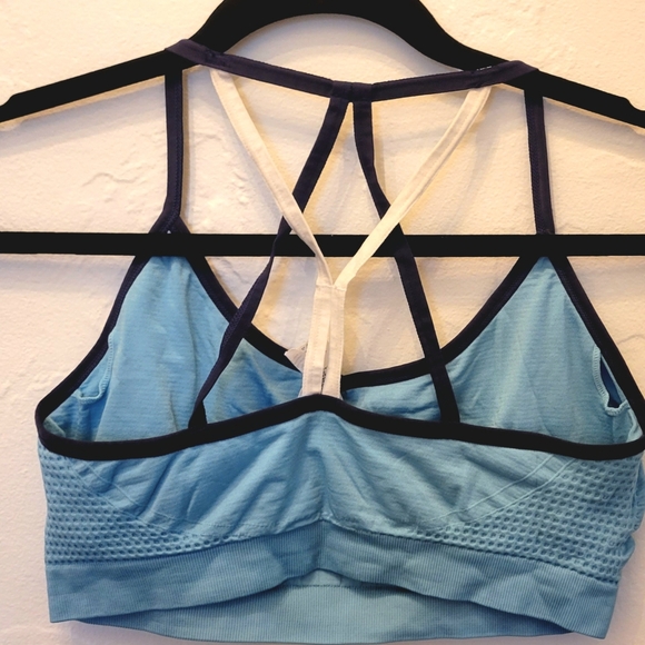 Multi-blue sports bra - Picture 2 of 3